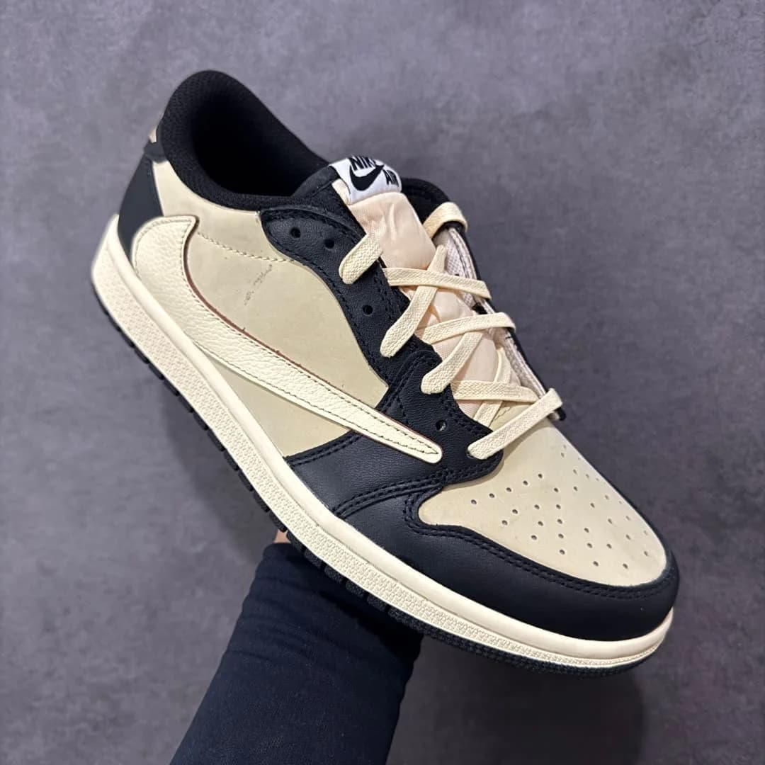 Travis Scott Air
