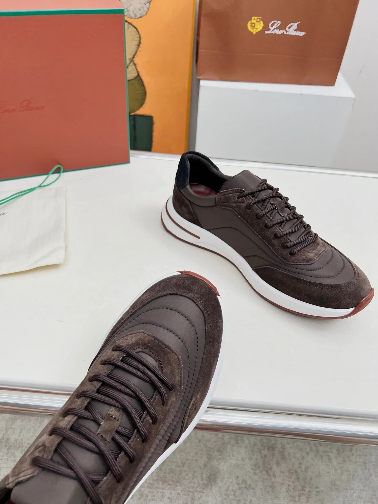 Loro Piana Week End Walk foto 3