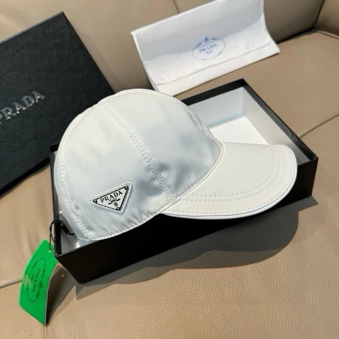Prada Pet