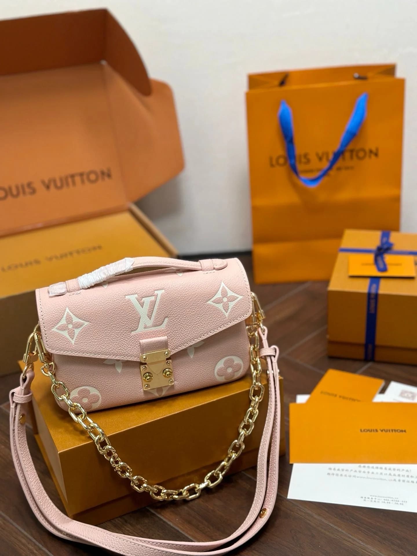 Louis Vuitton Damestas