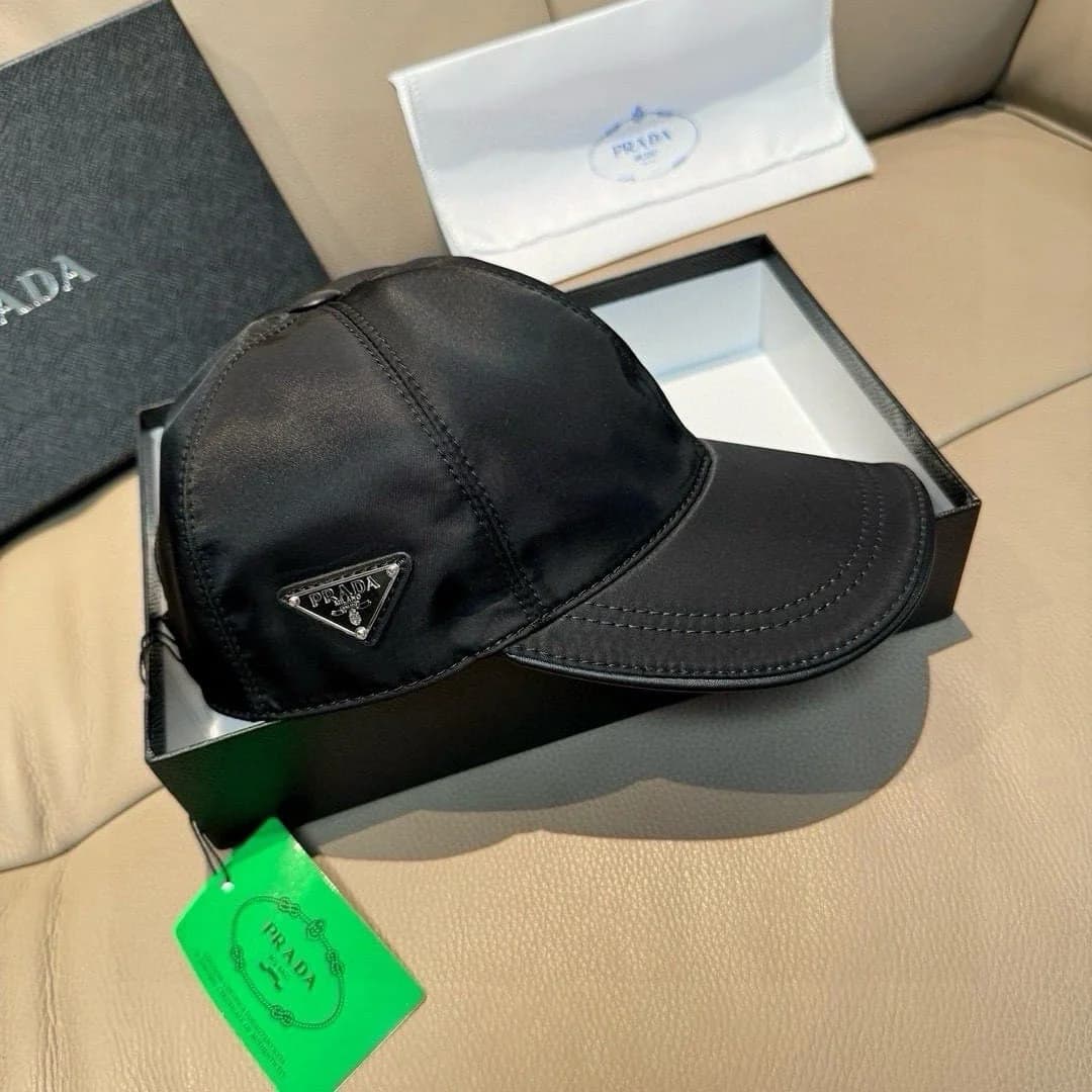 Prada Pet