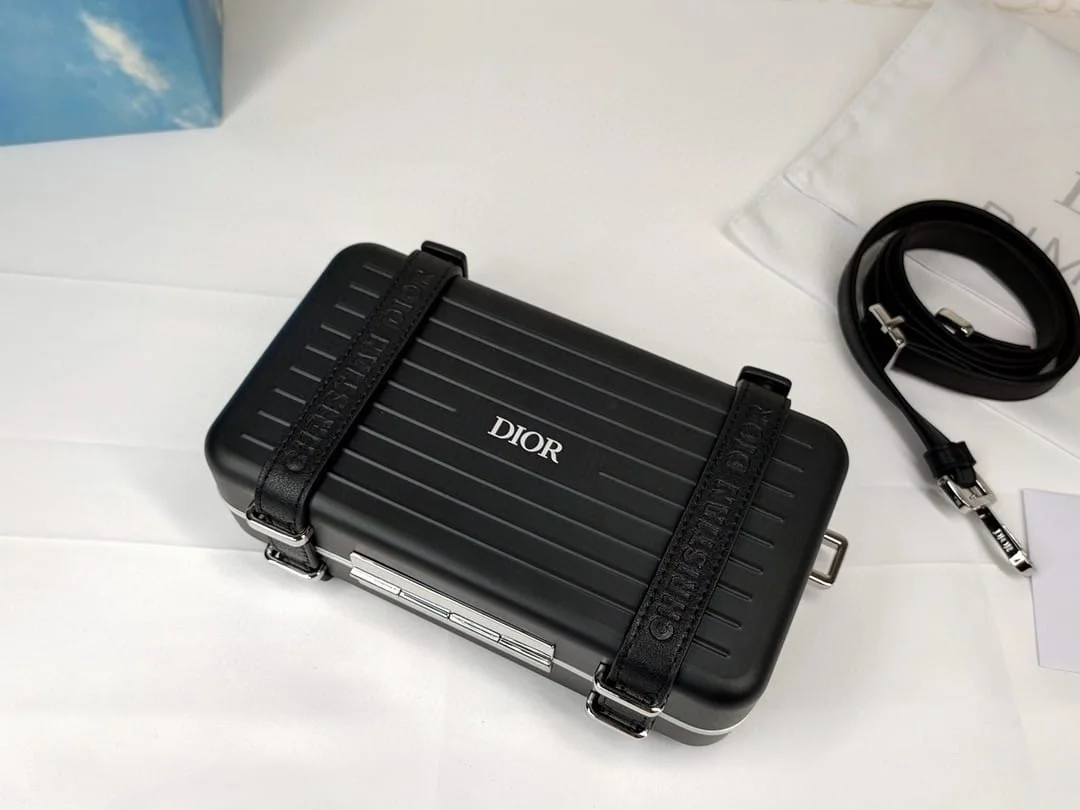 Dior X Rimowa Bag foto 7