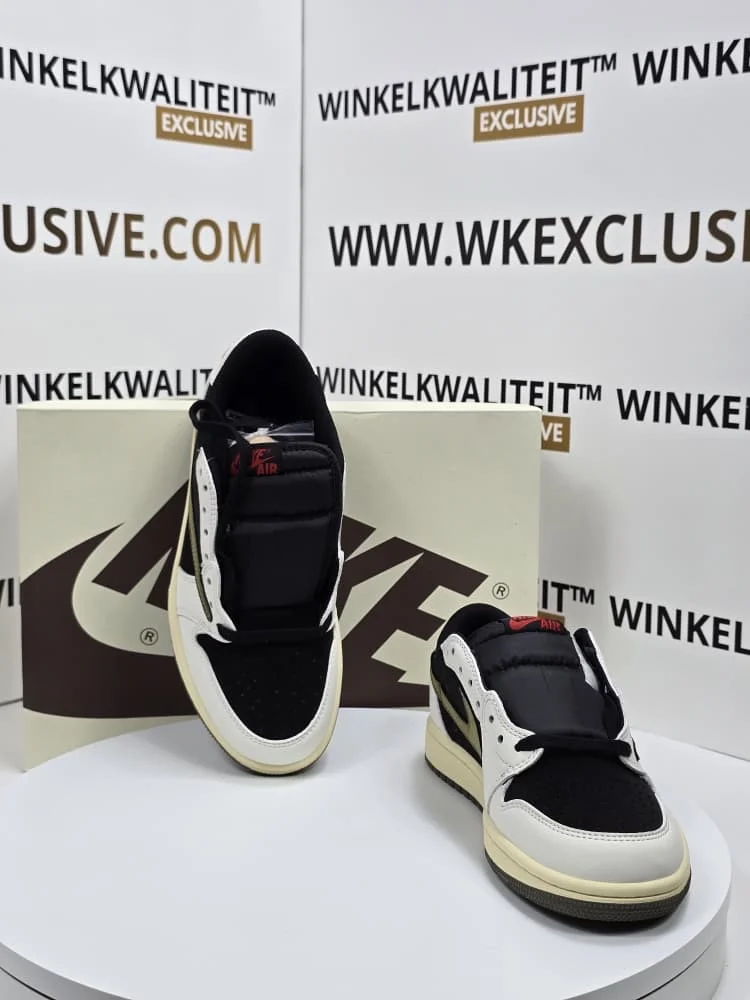 Travis Scott Air foto 4