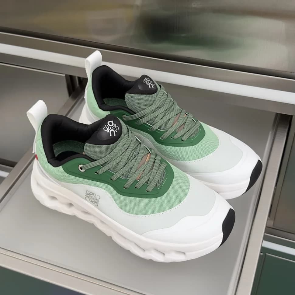 On Cloud x Loewe Sneakers foto 3