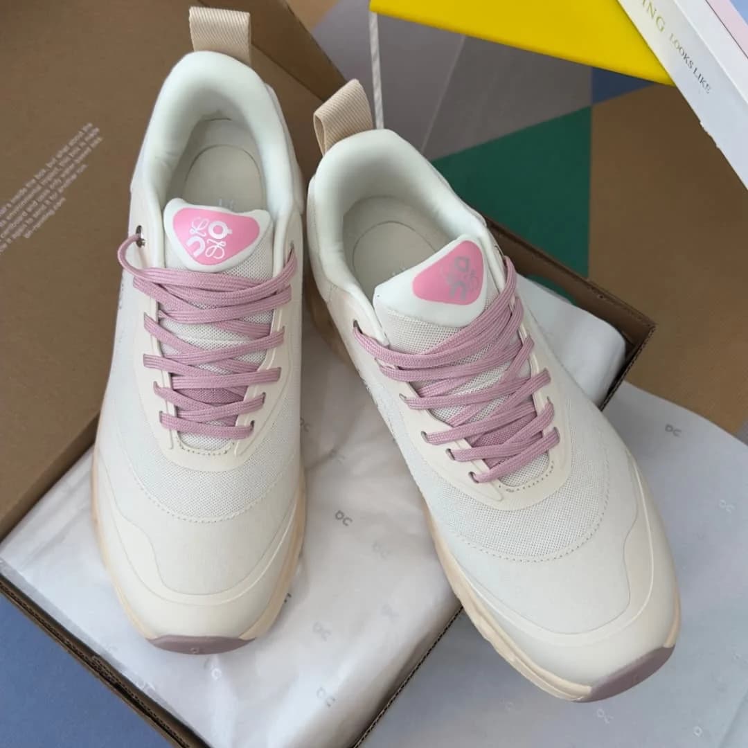 On Cloud x Loewe Sneakers foto 5
