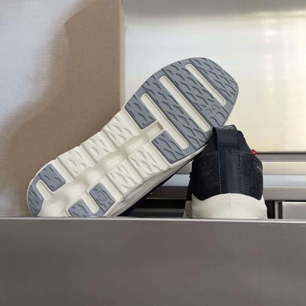On Cloud x Loewe Sneakers foto 9