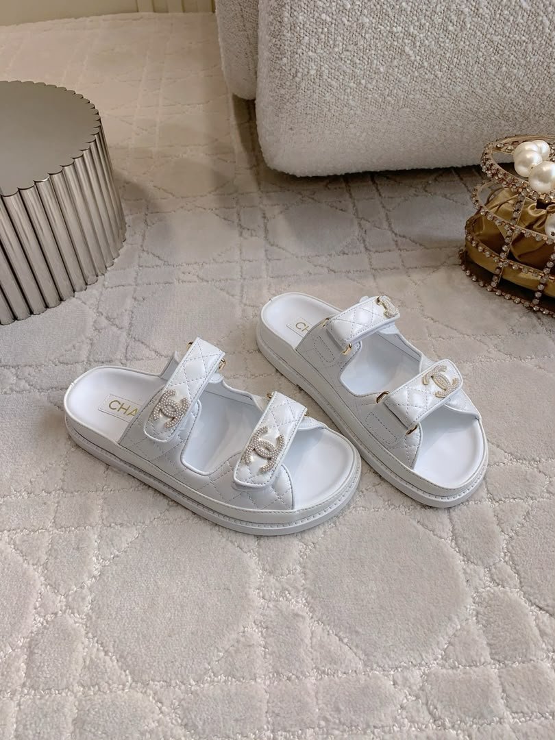 Chanel Slippers foto 7