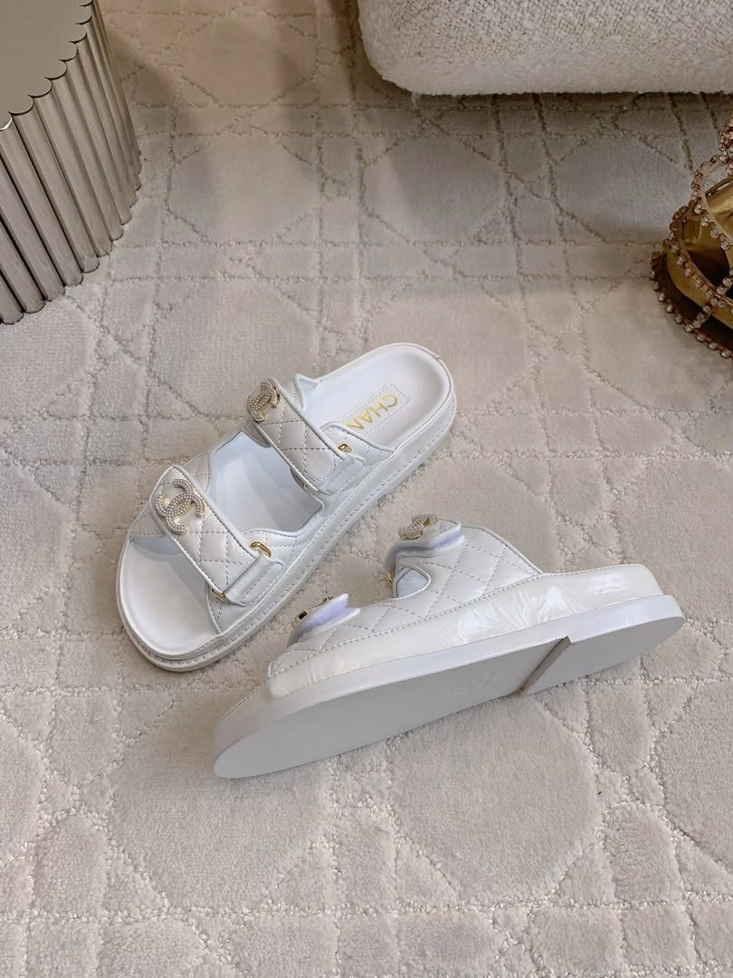 Chanel Slippers foto 8