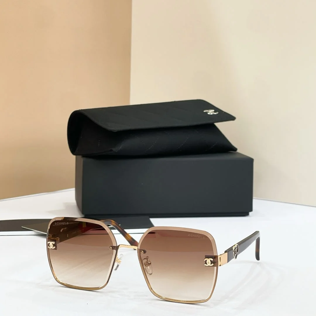 Chanel Zonnebril