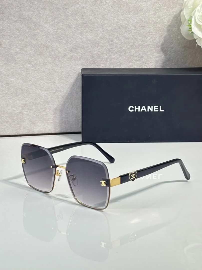 Chanel Zonnebril