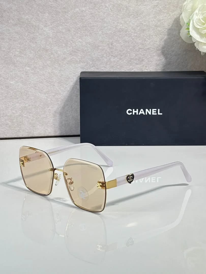 Chanel Zonnebril