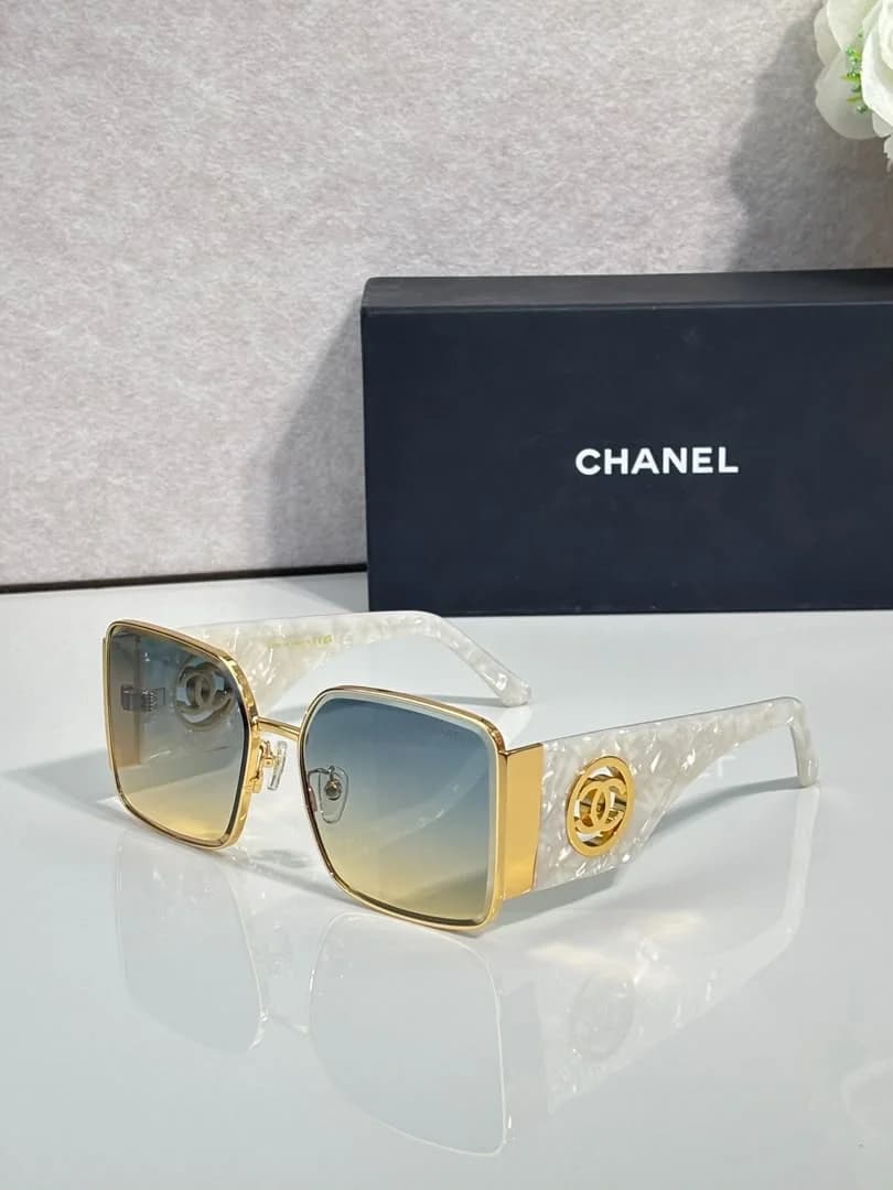 Chanel Zonnebril