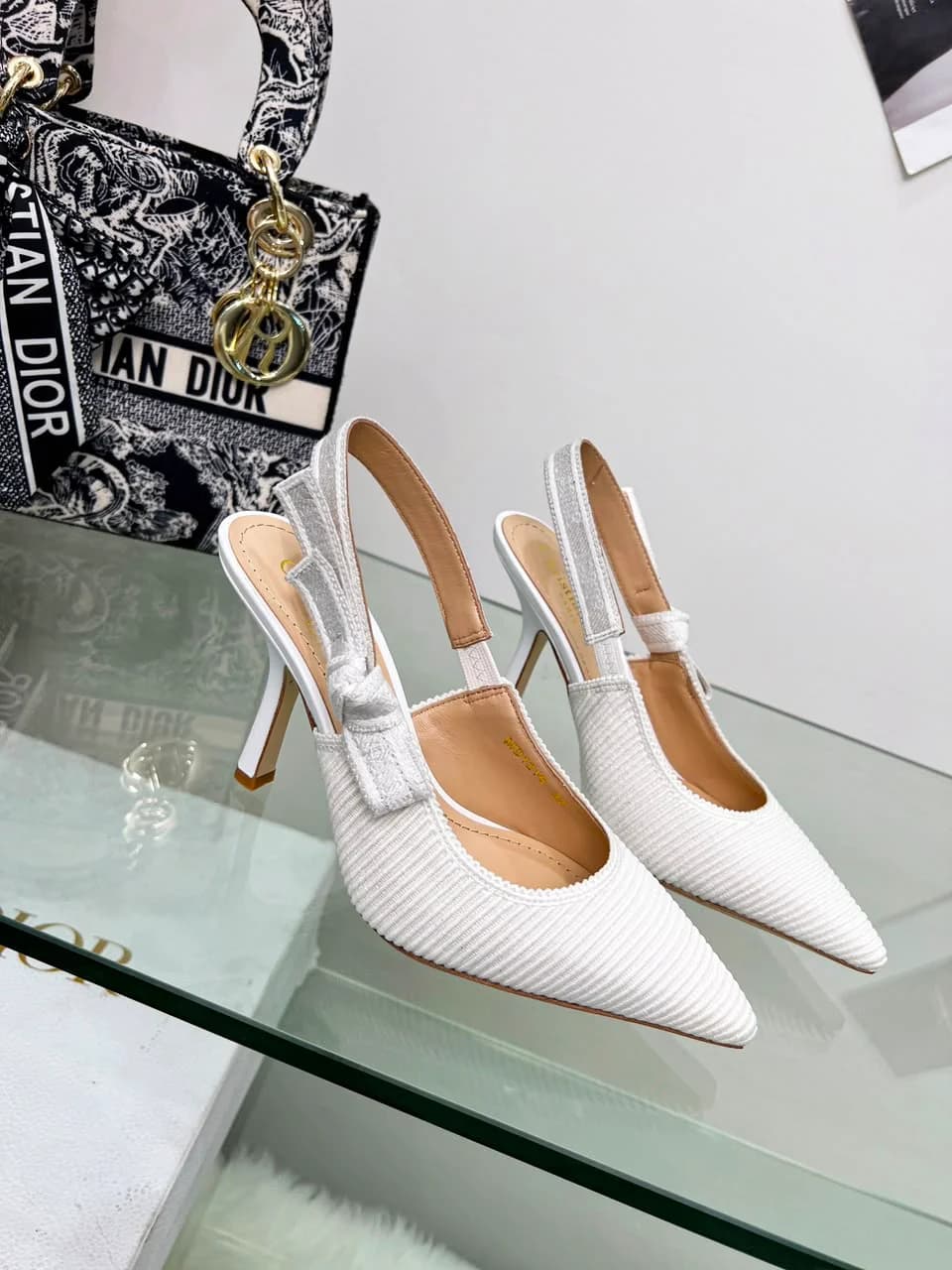 Dior Hakken foto 3