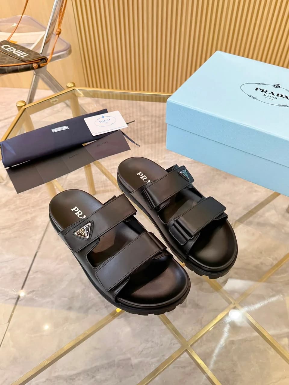Prada Slippers foto 4