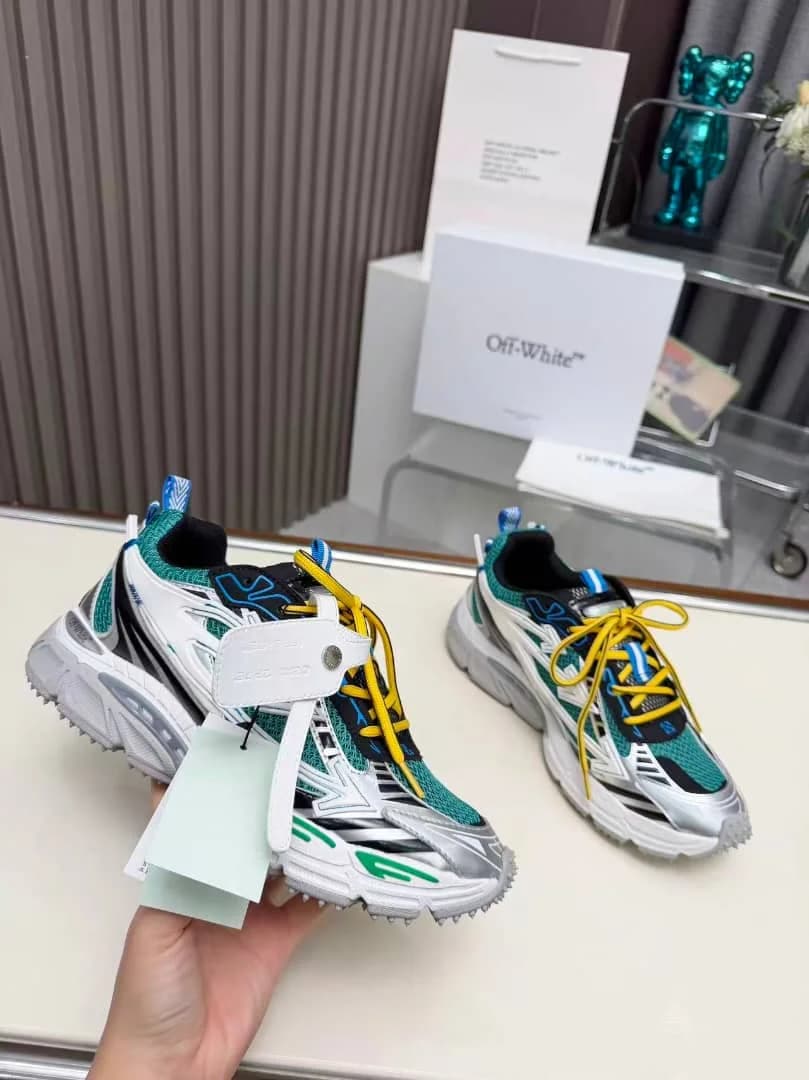 Off-White Sneakers foto 5