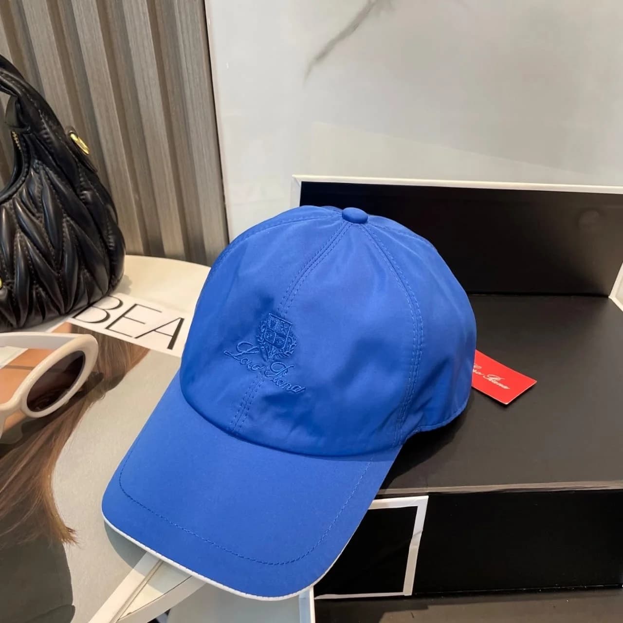 Loro Piana Pet foto 3