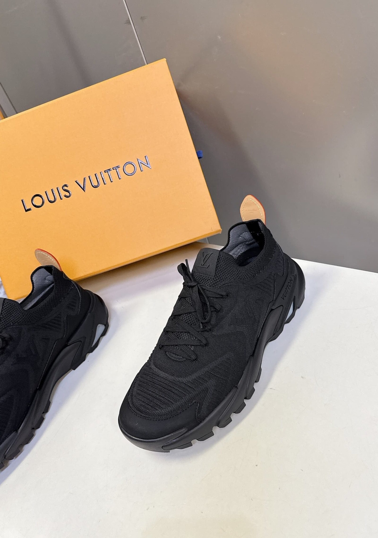 Louis Vuitton Tatic foto 6