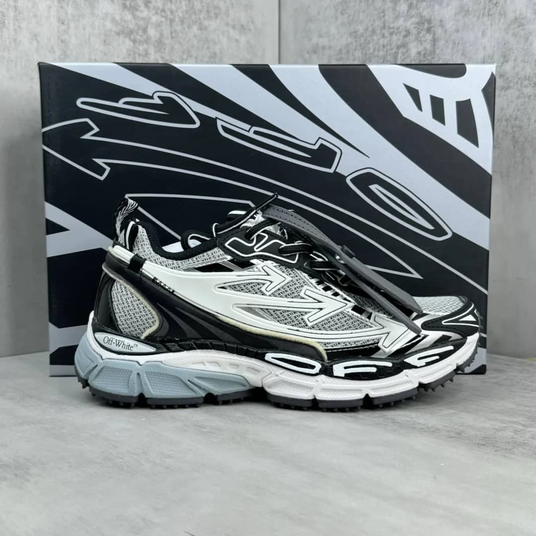 Off-White Sneakers
