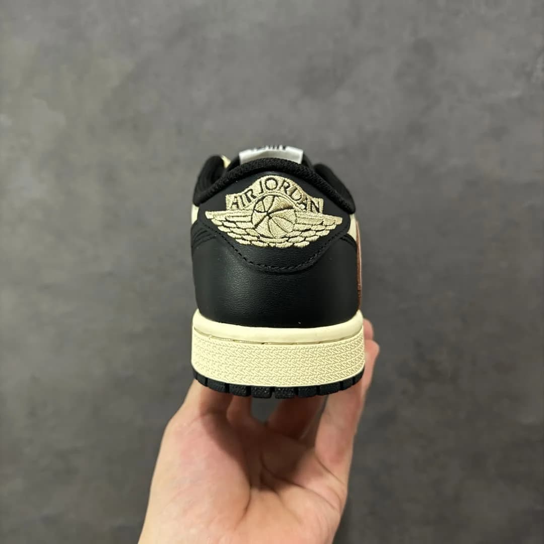 Travis Scott Air foto 3