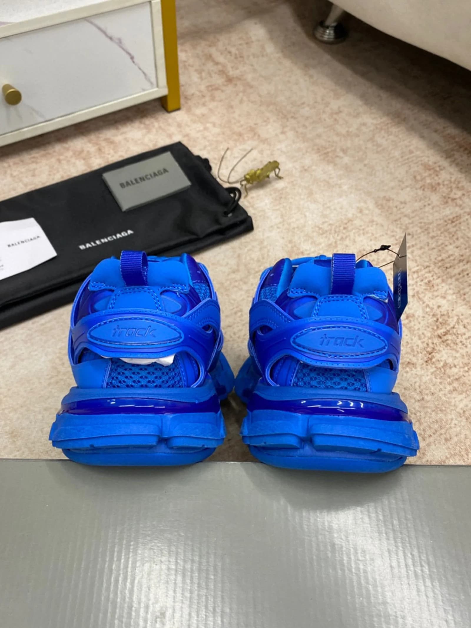 Balenciaga foto 25