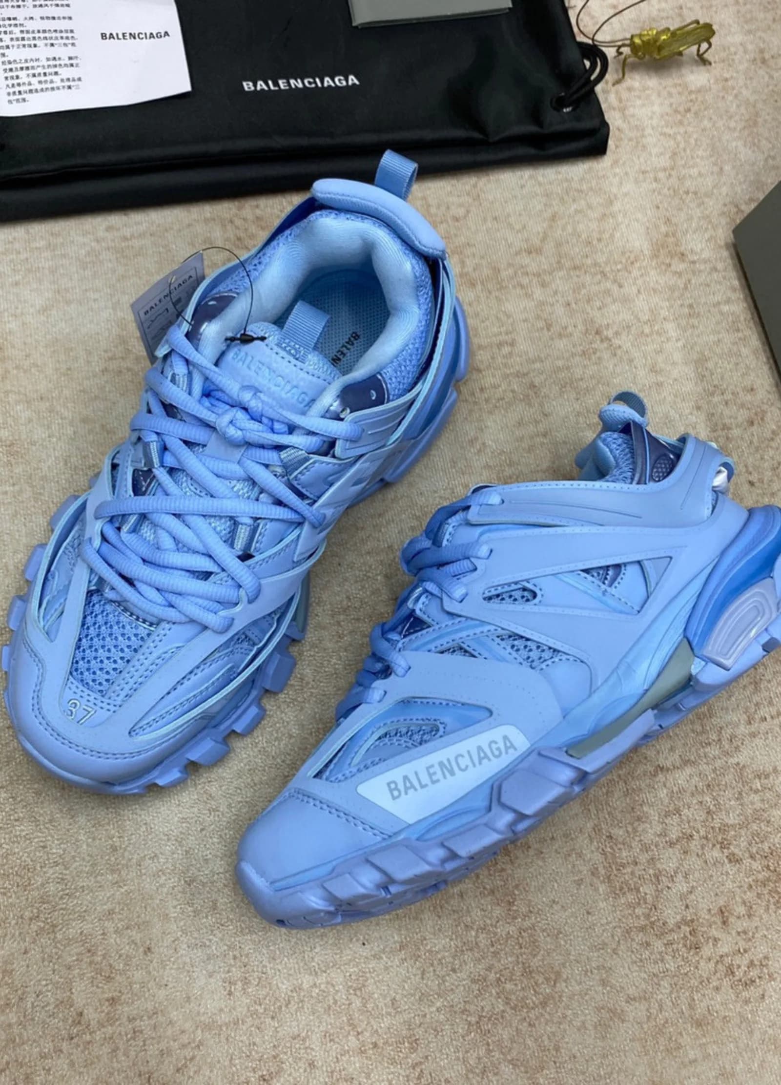 Balenciaga foto 12