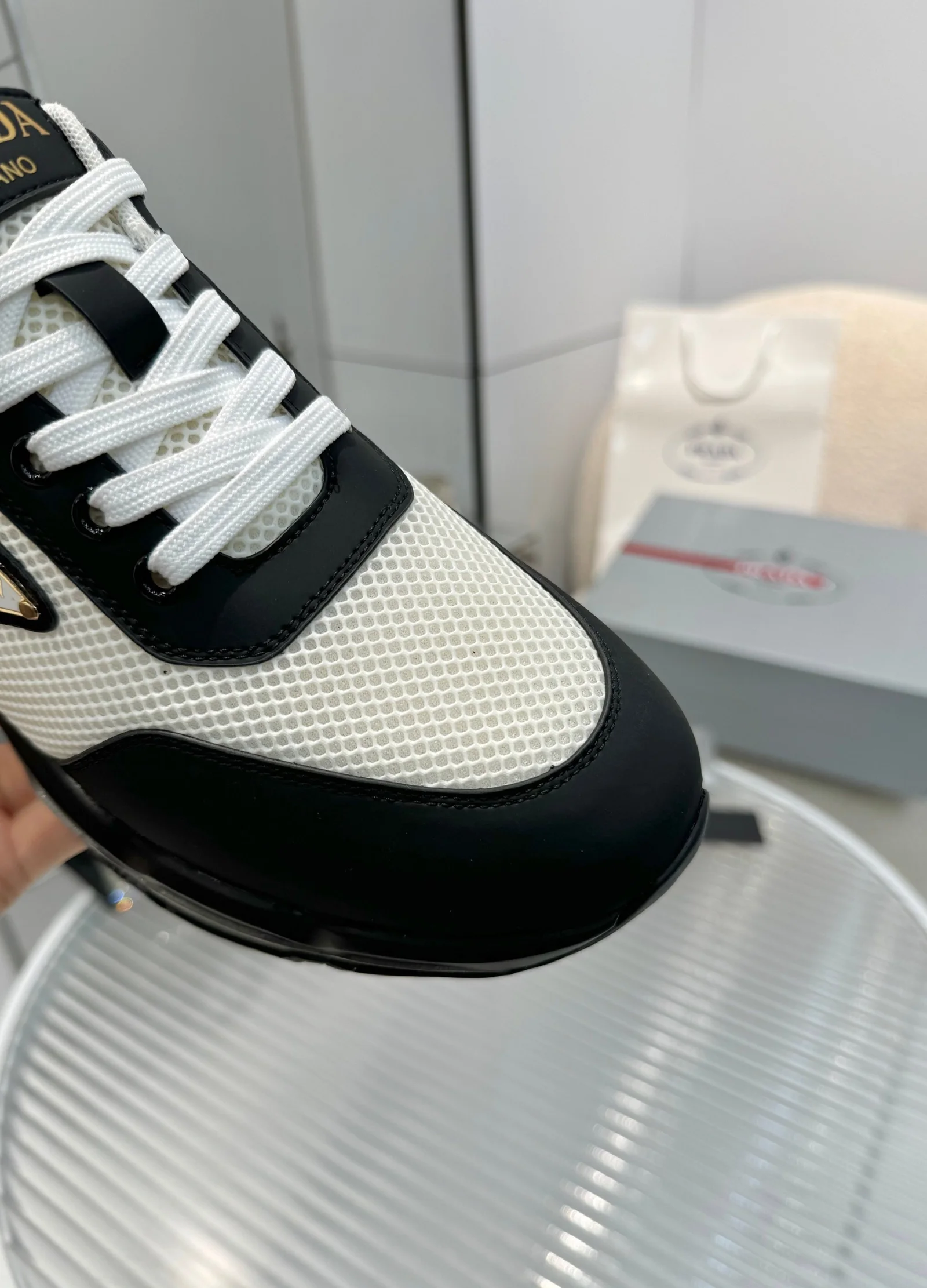 Prada Tennis foto 4