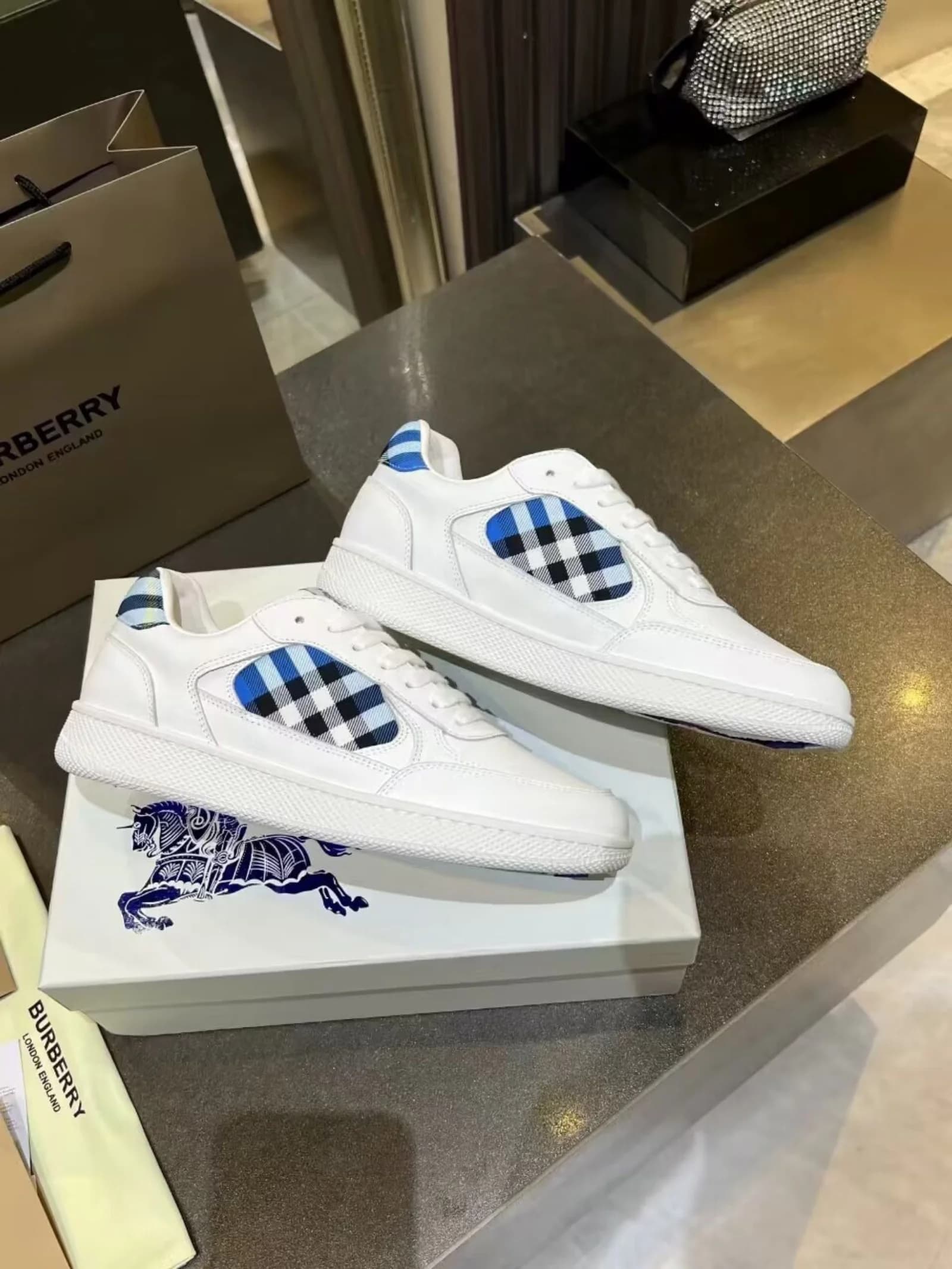 BURBERRY Sneakers White / Blue foto 2