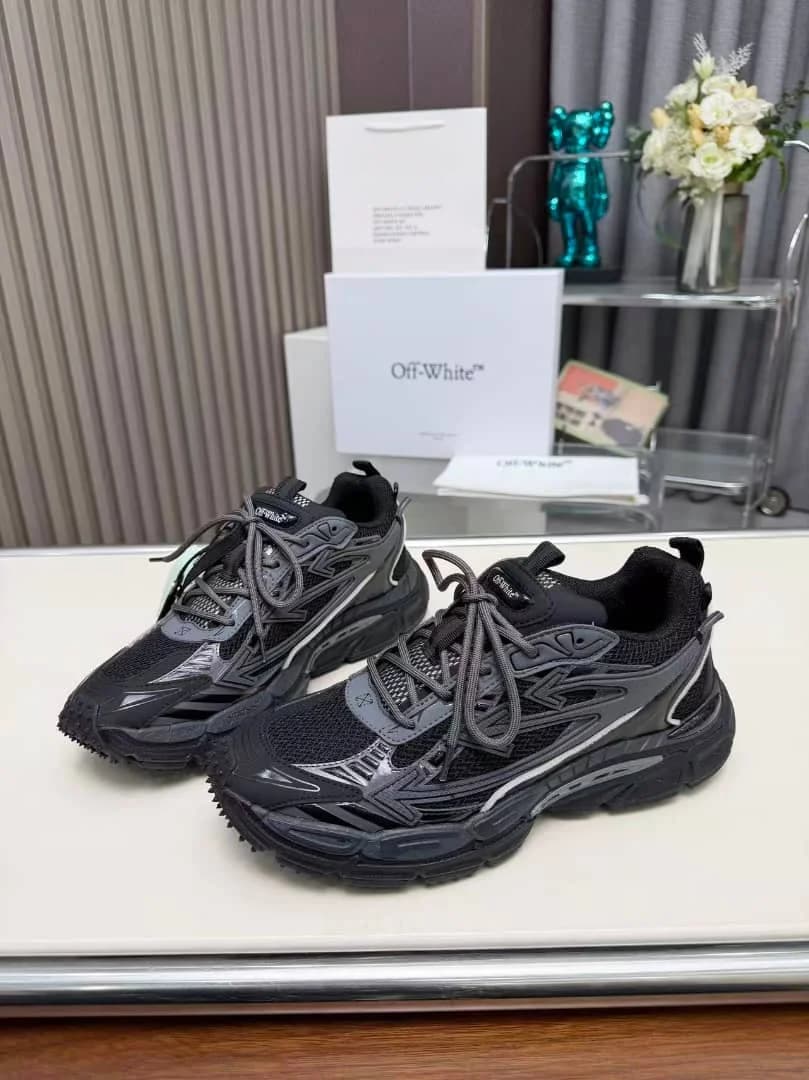 Off-White Sneakers foto 7