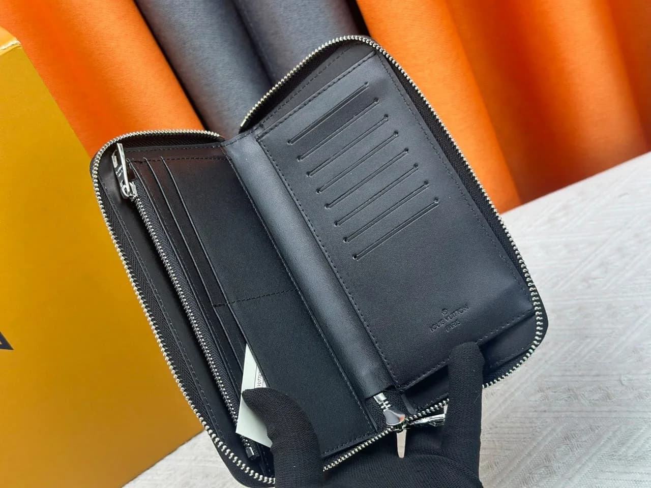 Louis Vuitton Portemonnee foto 8