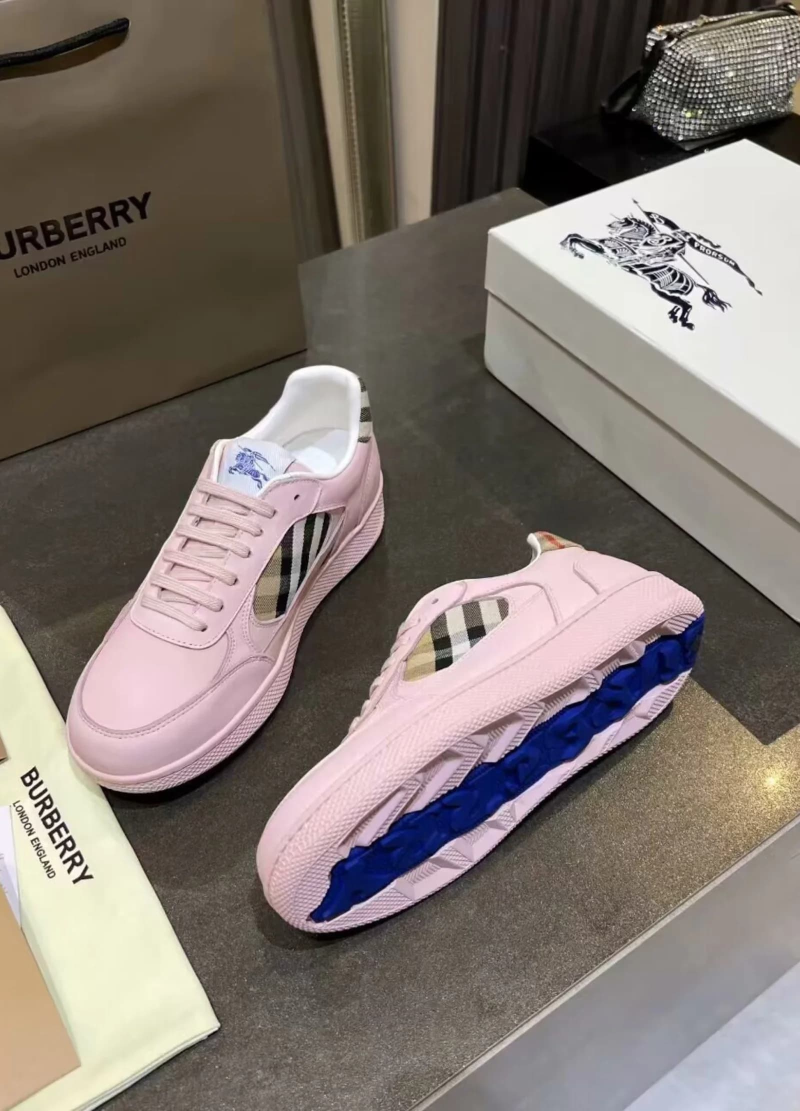 BURBERRY Sneakers Full Pink foto 3
