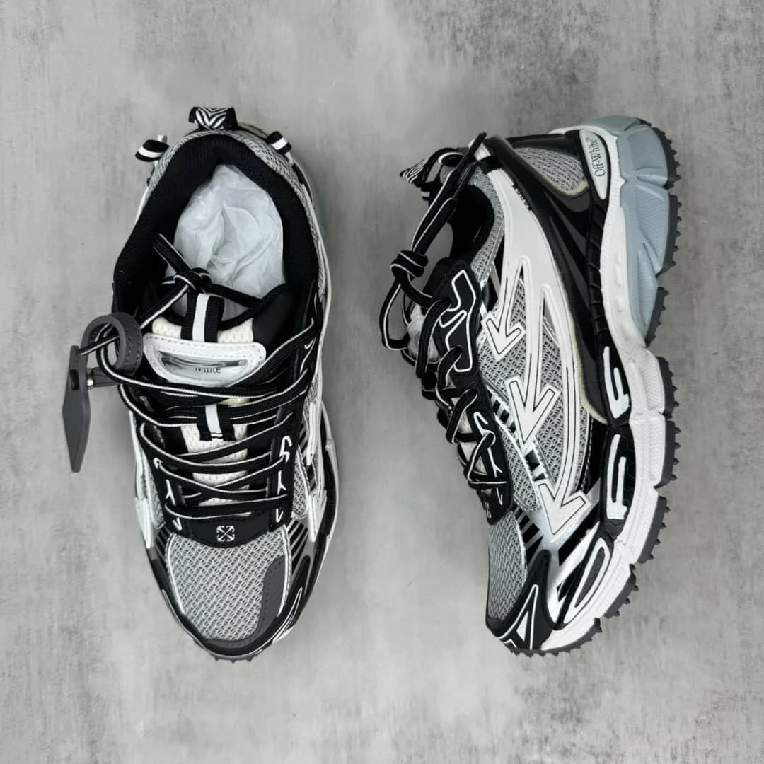 Off-White Sneakers foto 5
