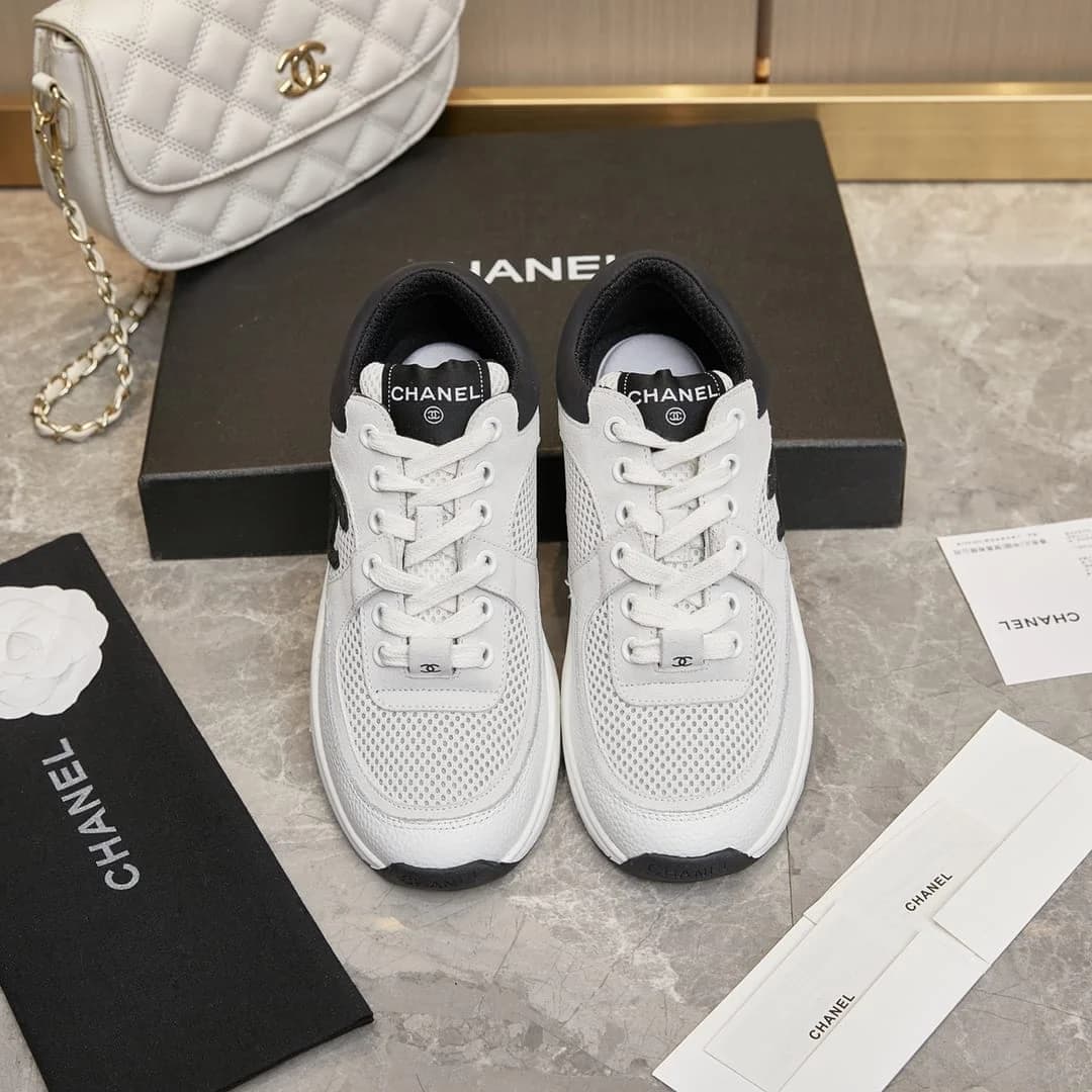 Chanel Sneakers foto 3