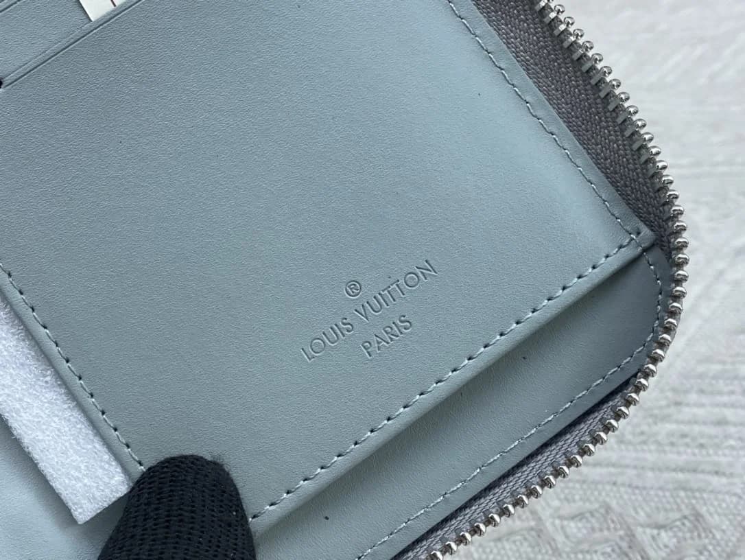 Louis Vuitton Portemonnee foto 8