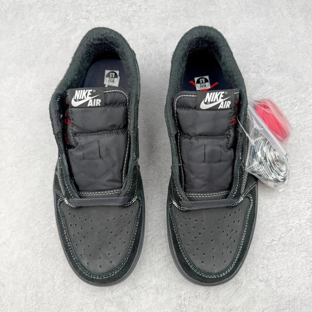 Travis Scott Air foto 7