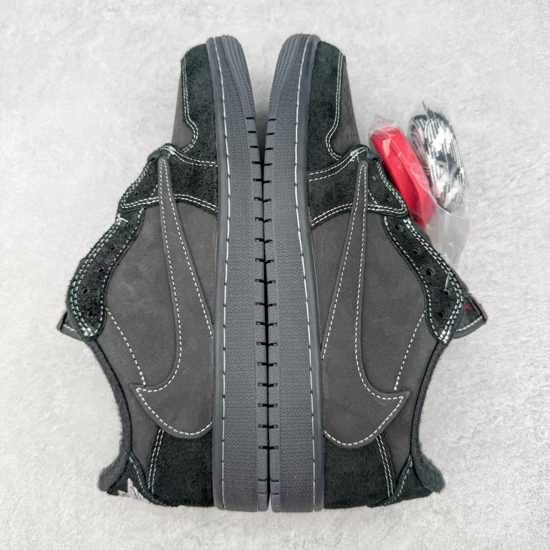 Travis Scott Air foto 8