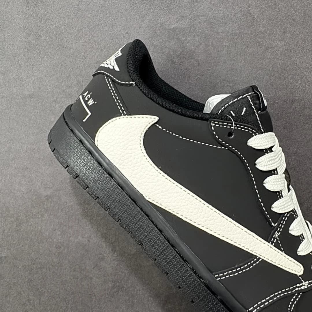 Travis Scott Air foto 5