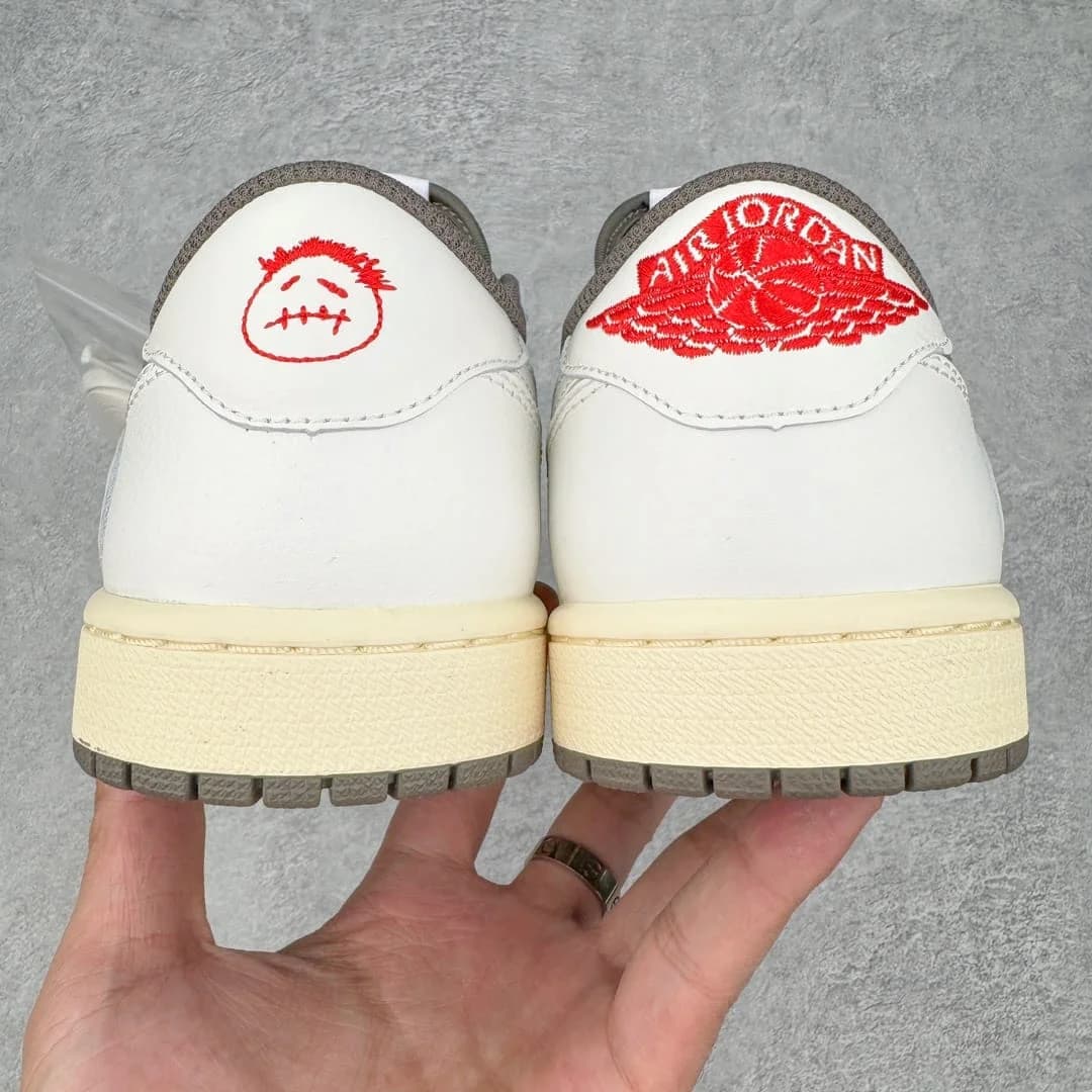 Travis Scott Air foto 10
