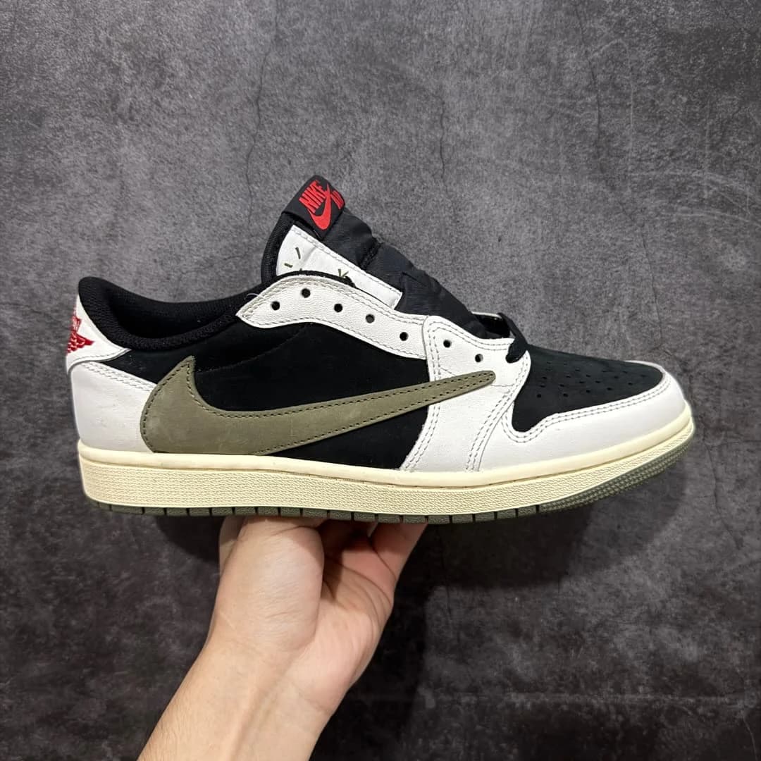 Travis Scott Air foto 13