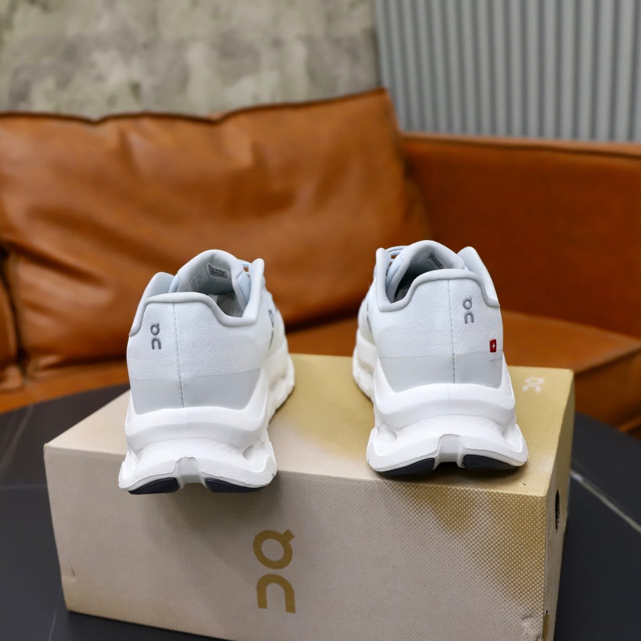 On Cloud Sneakers foto 5
