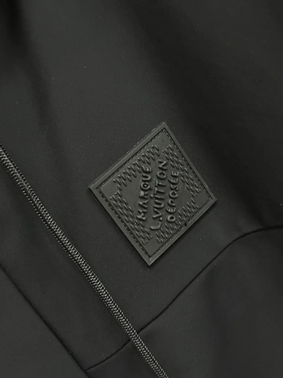 Louis Vuitton Seizoensjas foto 5