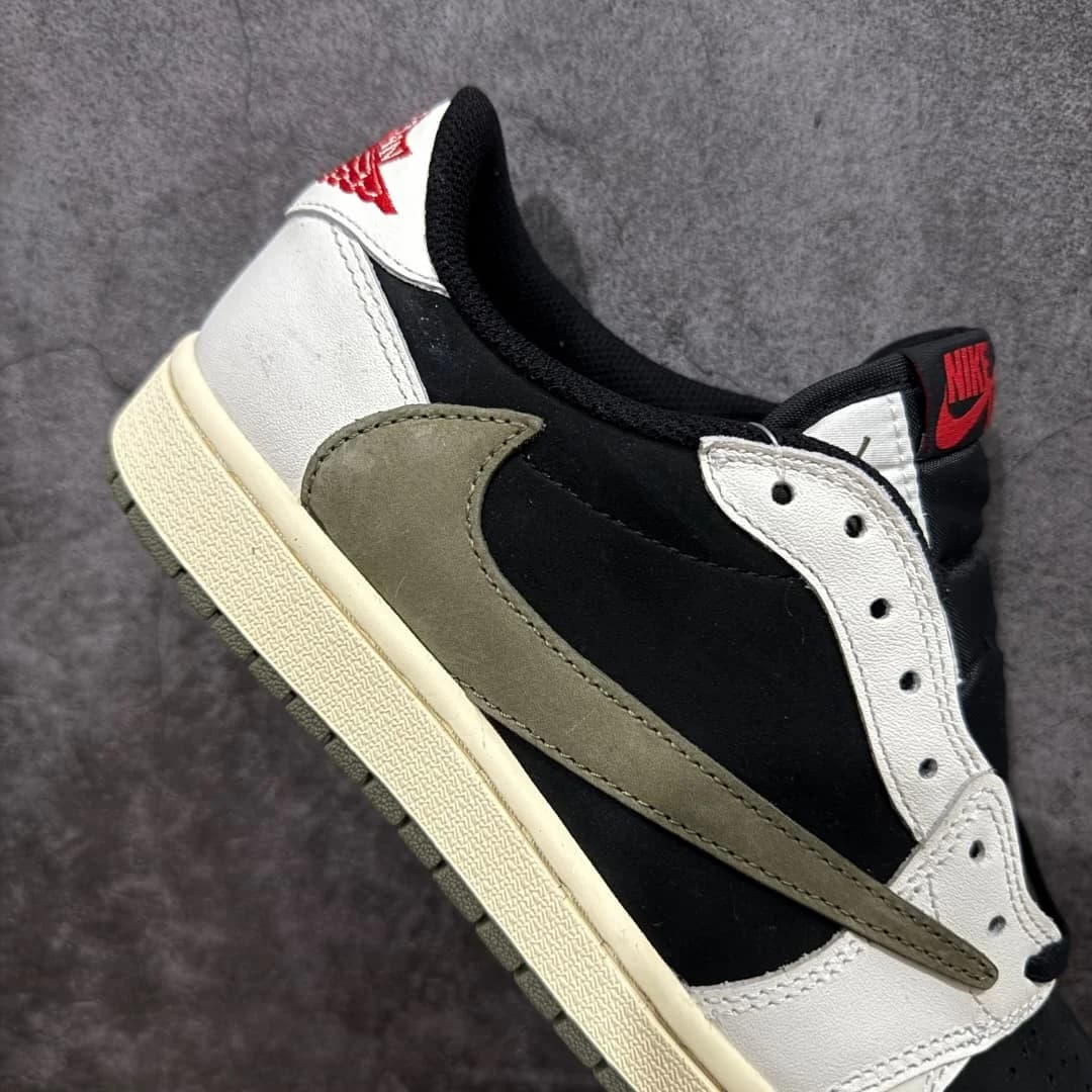 Travis Scott Air foto 10