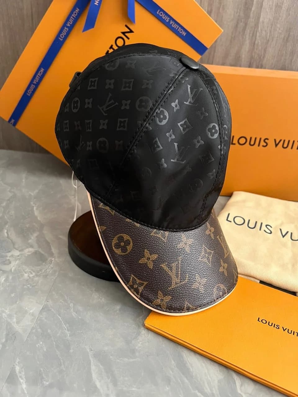 Louis Vuitton Pet foto 7