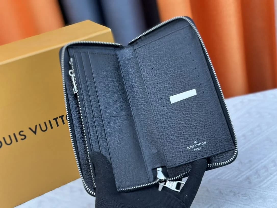 Louis Vuitton Portemonnee foto 7
