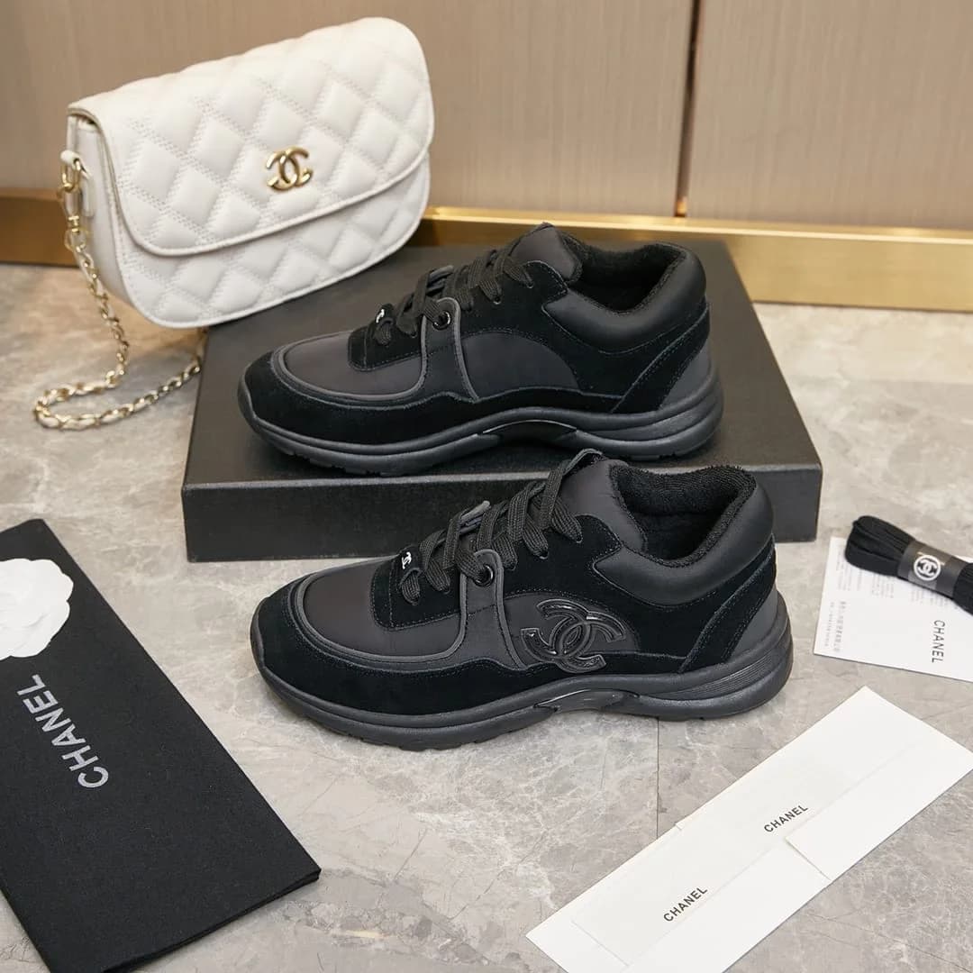 Chanel Sneakers foto 3