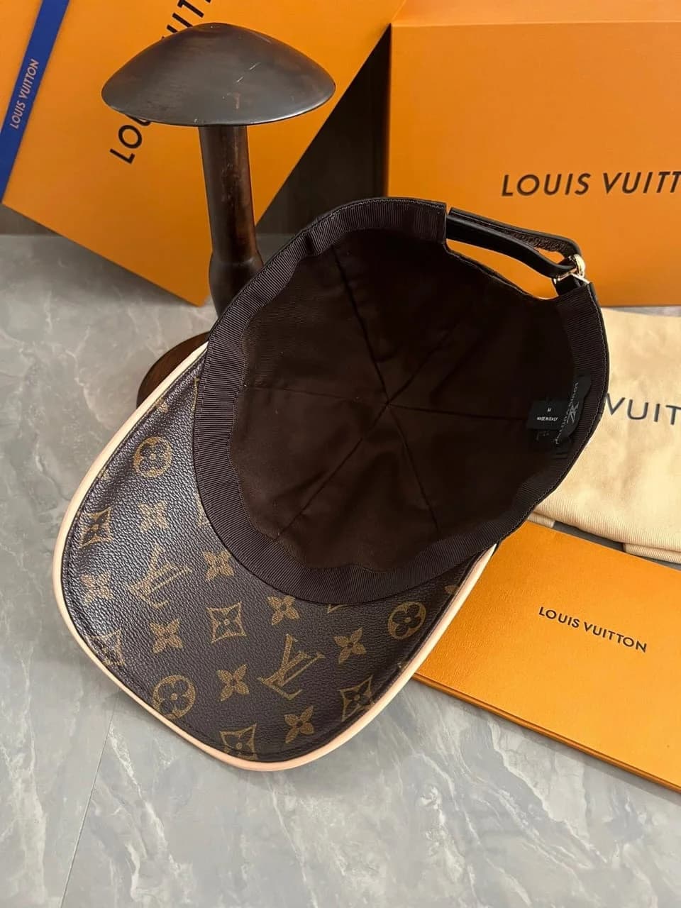 Louis Vuitton Pet foto 5