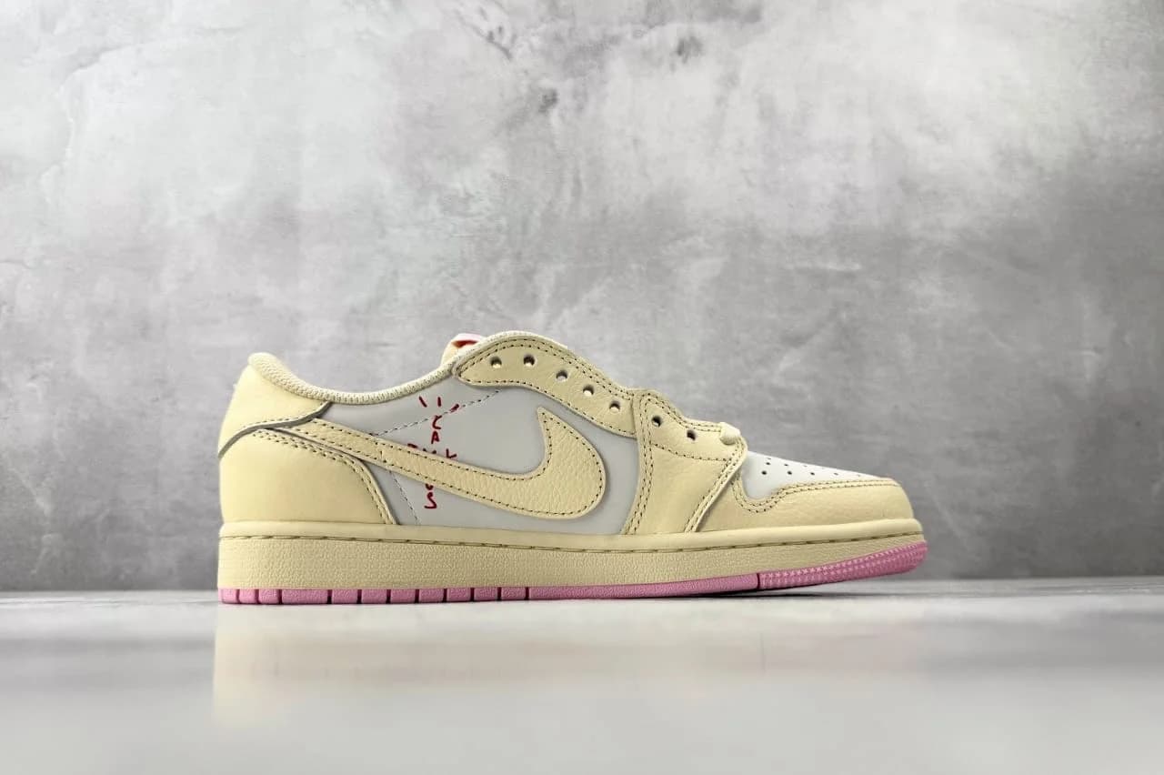 Travis Scott Air foto 7