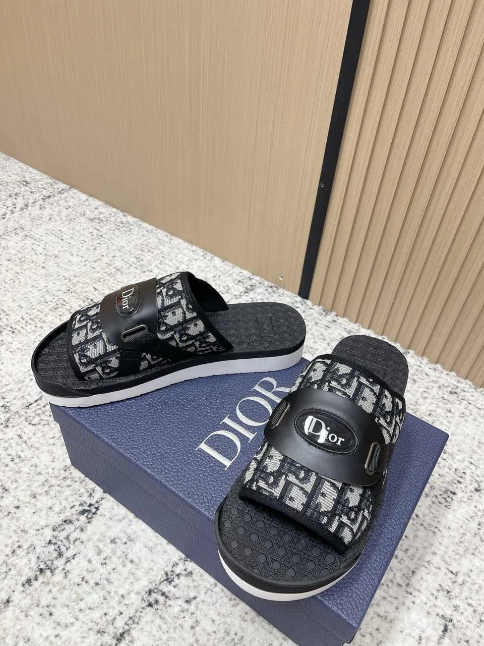 Christian Dior Slippers foto 3