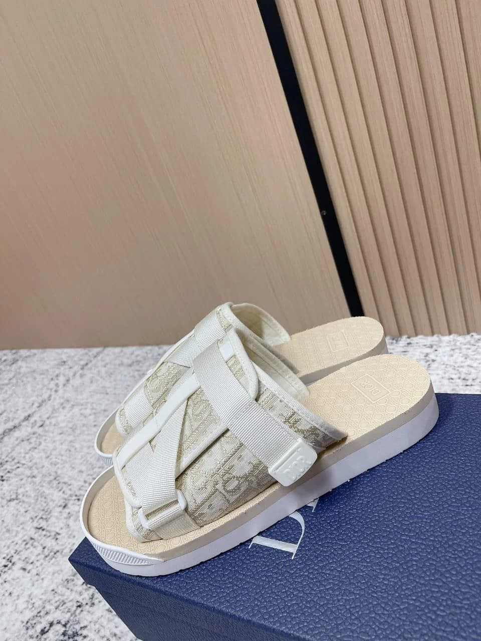 Christian Dior Slippers foto 4