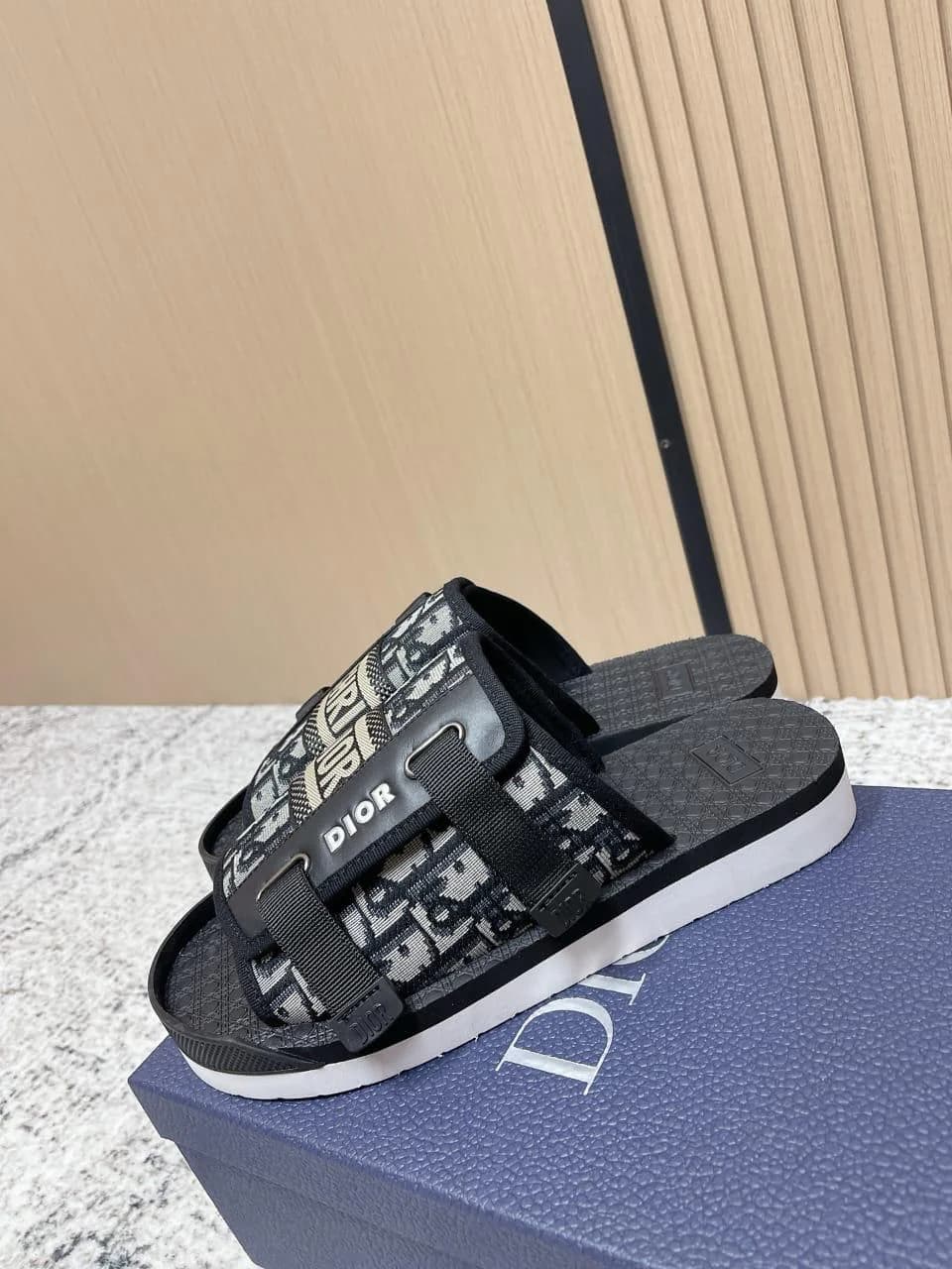 Christian Dior Slippers foto 5