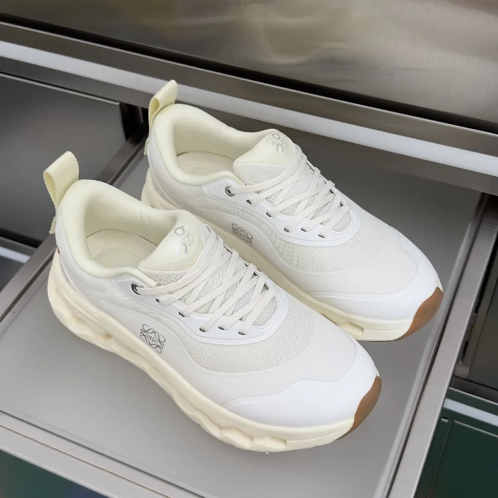 On Cloud x Loewe Sneakers foto 3